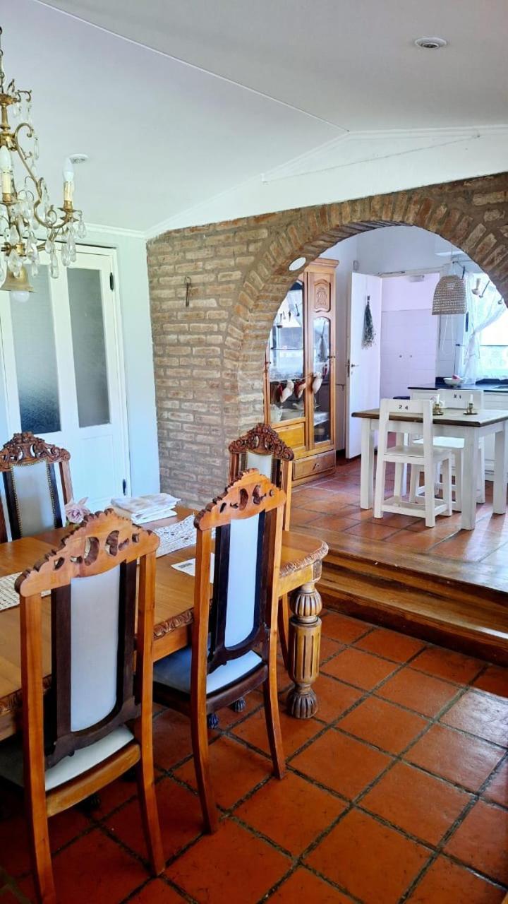 Terrunos De Pilar *